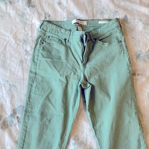 Vintage America Weekend Crop Size 10 Sage Green